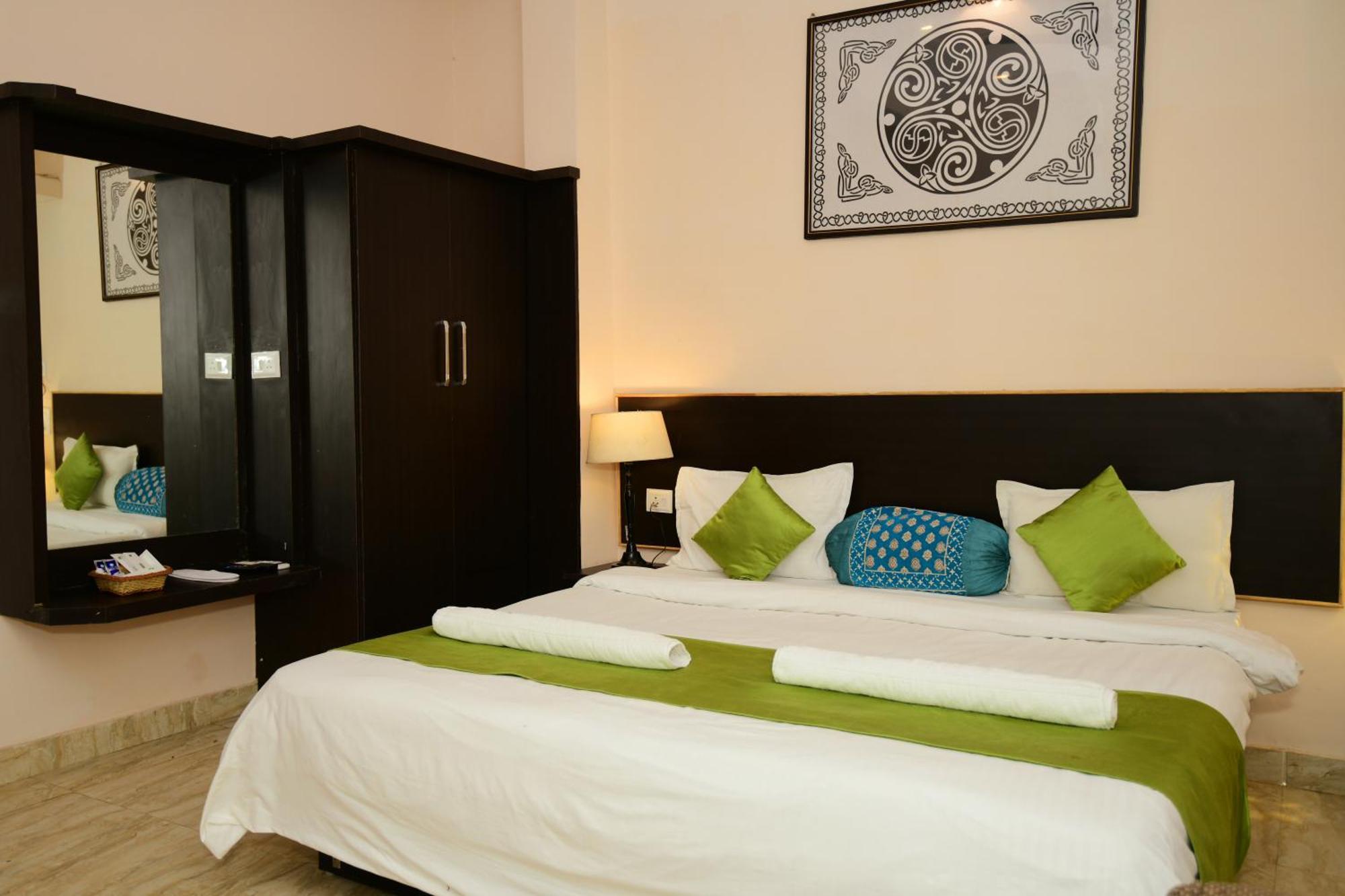 Ap Palace Hotel, Ayodhya ภายนอก รูปภาพ